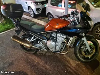 suzuki bandit 650 - 2007 - 20 000kms, excellent état