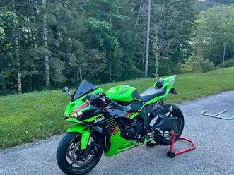kawasaki zx6r