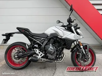 moto suzuki gsx-8s annee 2025 a2