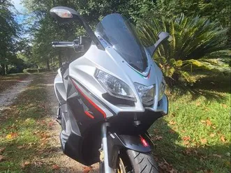 aprilia 850 srv 1ere main carnet