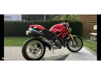 ducati monster 1100s