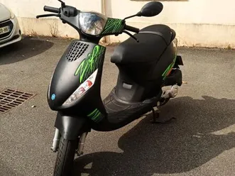 scooter piaggio zip