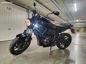 yamaha xsr700 a2 noire