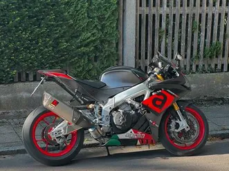 aprilia rsv4 rr