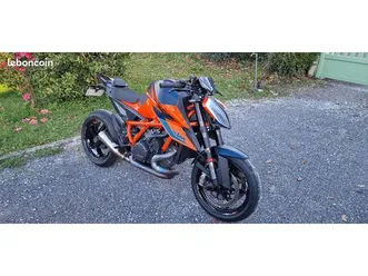 ktm 1290 superduke r