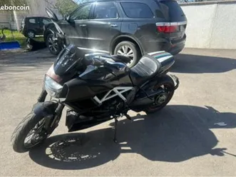 ducati diavel 2014