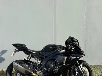 yamaha r1 2022