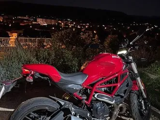 ducati monster 797 abs très bon état