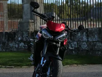 street triple 765 rs 2023