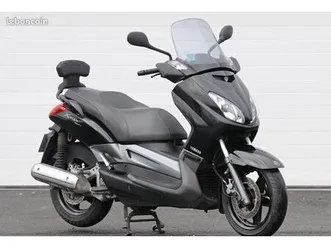 scooter yamaha xmax 250