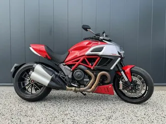 ducati ducati 1200 diavel 2011 2011 1200 cm3 | moto routière | 22 002 km | 42100 st etienne
