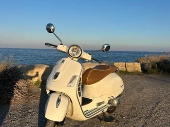 vespa 300 gts