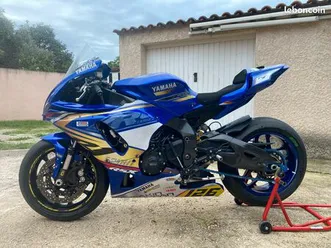 yamaha r1 piste 2020 jamais chutée