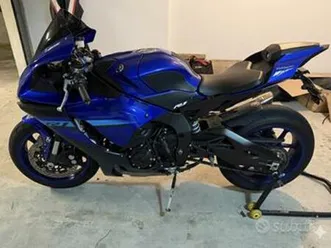 yamaha yzf r1 - 2024