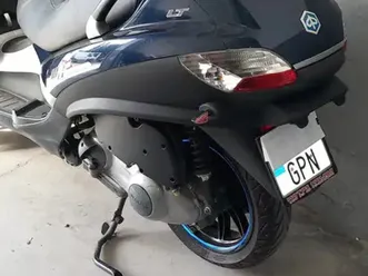 piaggio mp3 250