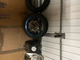 je vends ces pièces de dirt moto