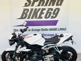 triumph street triple 765