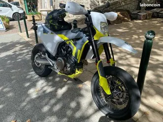 701 husqvarna 2023 supermotard