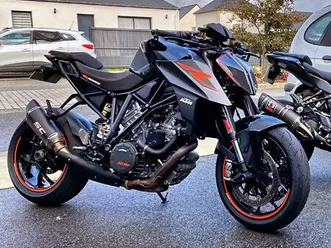 ktm 1290 super duke r