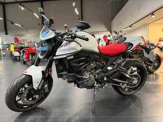 ② ducati monster 937 plus nouveau