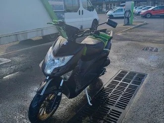 scooter en état de marche impeccable pr commencer en 2roue