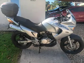 vend 125 honda varadeo