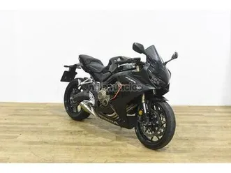 honda - cbr 650 r
