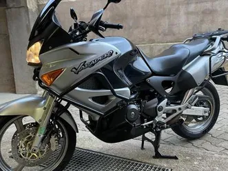 honda-varadero-1000-de-2003-a-vendre-moto-ancienne-de-collection