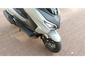 honda forza 350,nur 1600 km, neuzustand,!!!!!!!!!!!!!!!!!!!!!!!!!