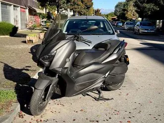yamaha x-max 300 nero
