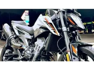 790 duke l (2023 - 24)