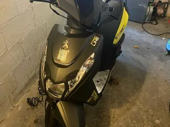 scooter peugeot