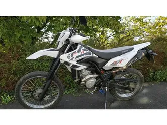 moto yamaha 125 wr-r 2016 12000km