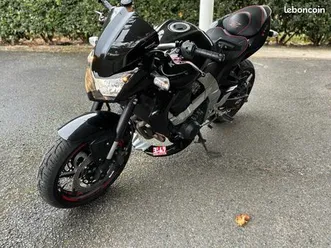 kawasaki z750 – 2009 – 31 700 km – révision complète + pièces d’origine + clé rouge