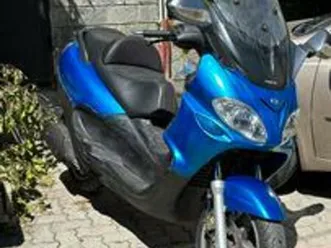 piaggio x9 evolution 200