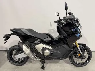 honda x-adv 750 zwart