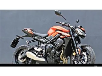 vendo triumph street triple 765 r (2023 - 25) usata a vicenza (codice 9871416) - moto.it