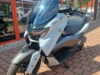 yamaha nmax 125 tech max
