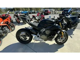 2021 ducati streetfighter v4s