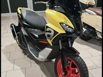 aprilia sr gt 200 roller