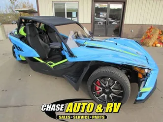 2023 polaris slingshot