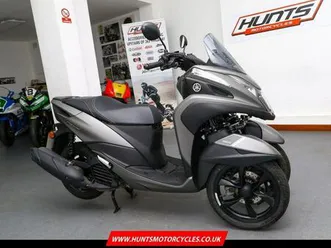 2024, '74 reg. yamaha tricity 125. learner legal. 1 owner. 1,516 miles. £3,695