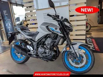 new (latest colour!) yamaha mt03. a2 legal. £6,250 on the road (no admin fees!)