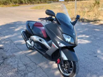 yamaha t max black max