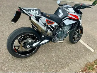 ktm duke 790