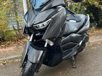 yamaha xmax 300 im top zustand und tüv bis 11-2027