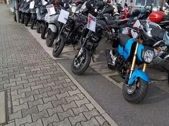 große auswahl an honda roller bis 750 cm³ - ab 3229,- €