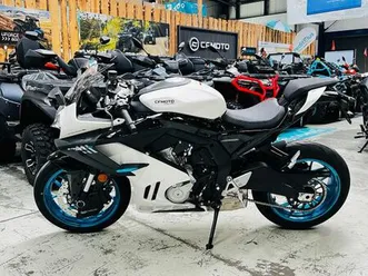 cfmoto 675sr-r / am lager