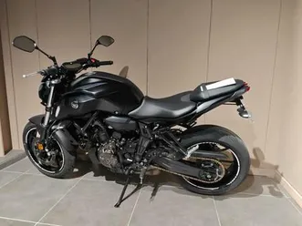 ② yamaha mt07 abs