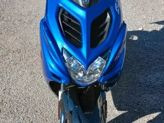 vend scooter yamaha aerox